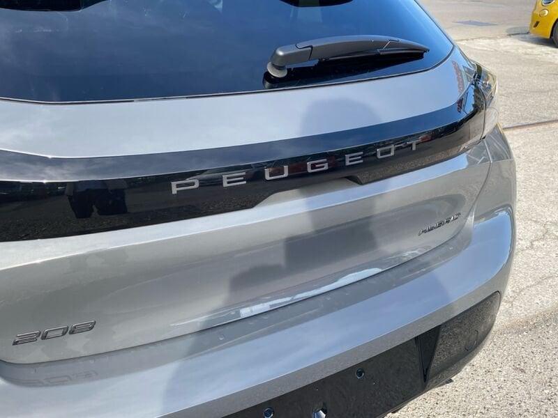 Peugeot 208 Allure Hybrid 110 e-DCS6 auto