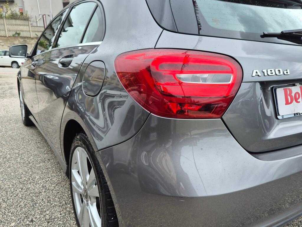 Mercedes A 180 d Automatic Sport NAVI