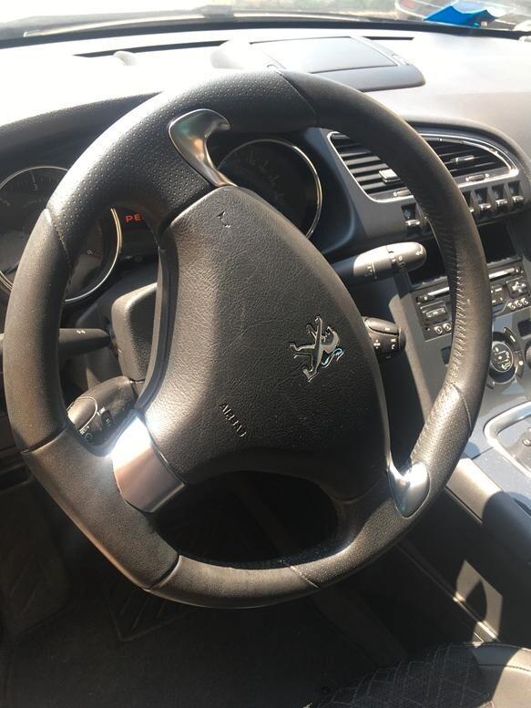 Peugeot 3008 BlueHDi 120 EAT6 S&S Allure
