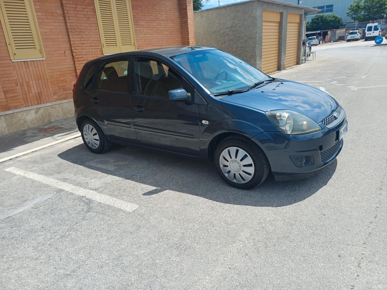 Ford Fiesta 1.4 TDCi 5p. Ghia
