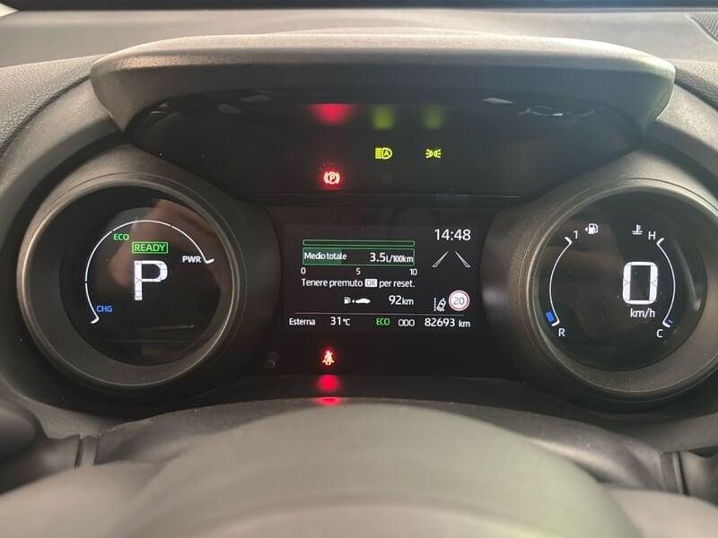 Toyota Yaris Hybrid Trend MY22