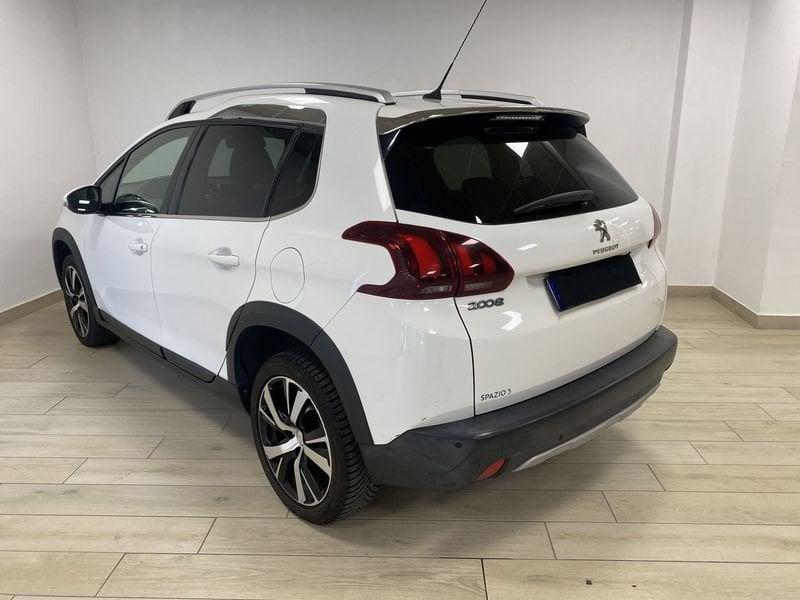 Peugeot 2008 BlueHDi 100 Allure