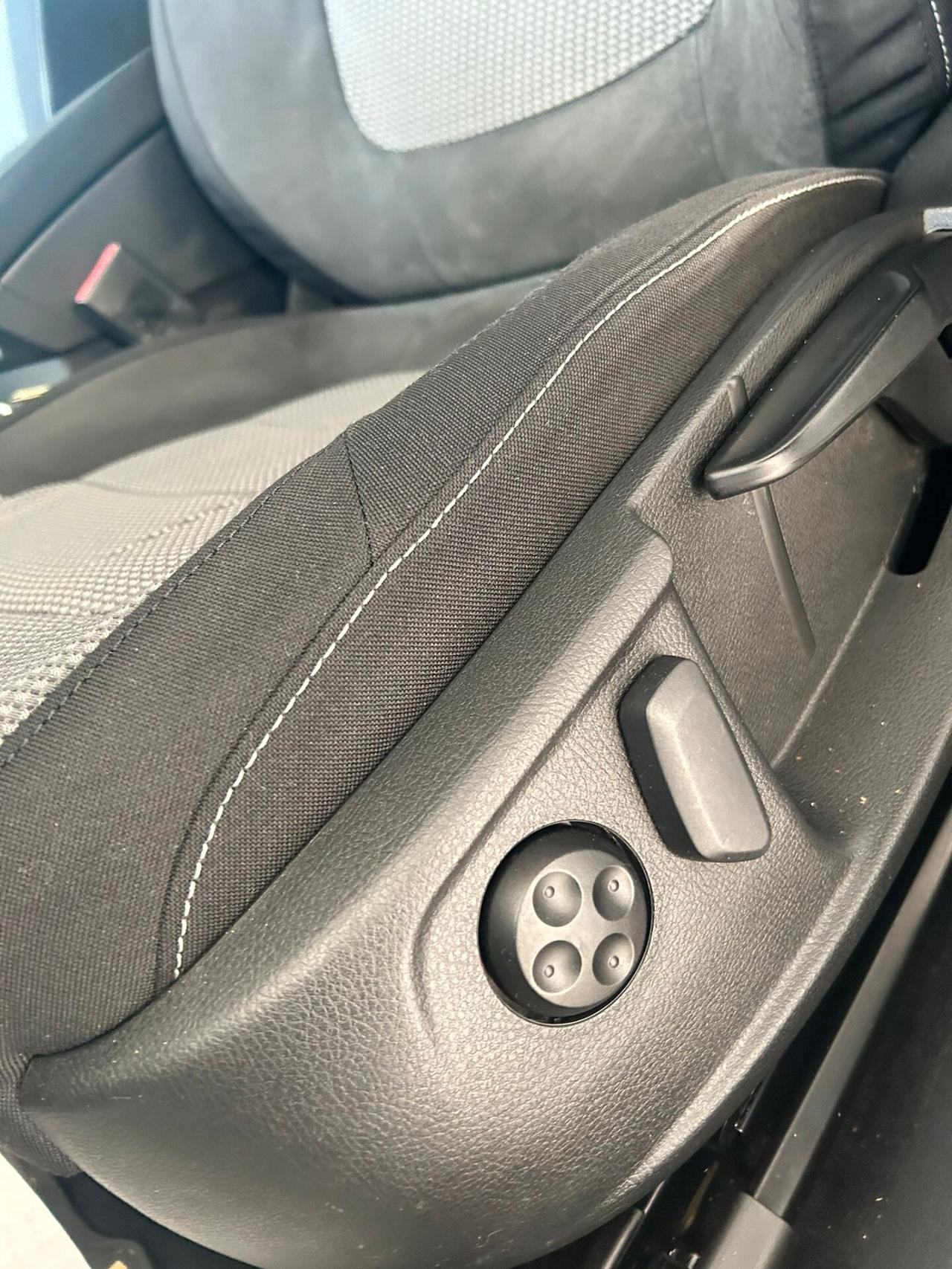 VW Passat Alltrack 2.0 TDI DSG 4motion 2012