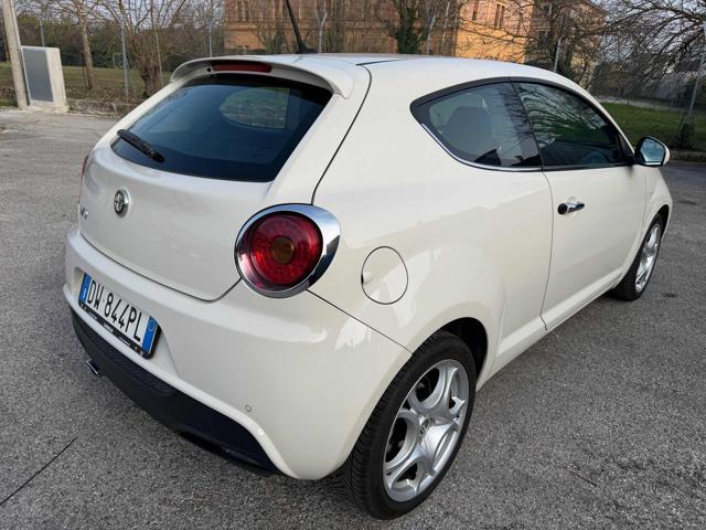 ALFA ROMEO MiTo 1.6 JTDm 16V Distinctive Sport Pack Stupenda