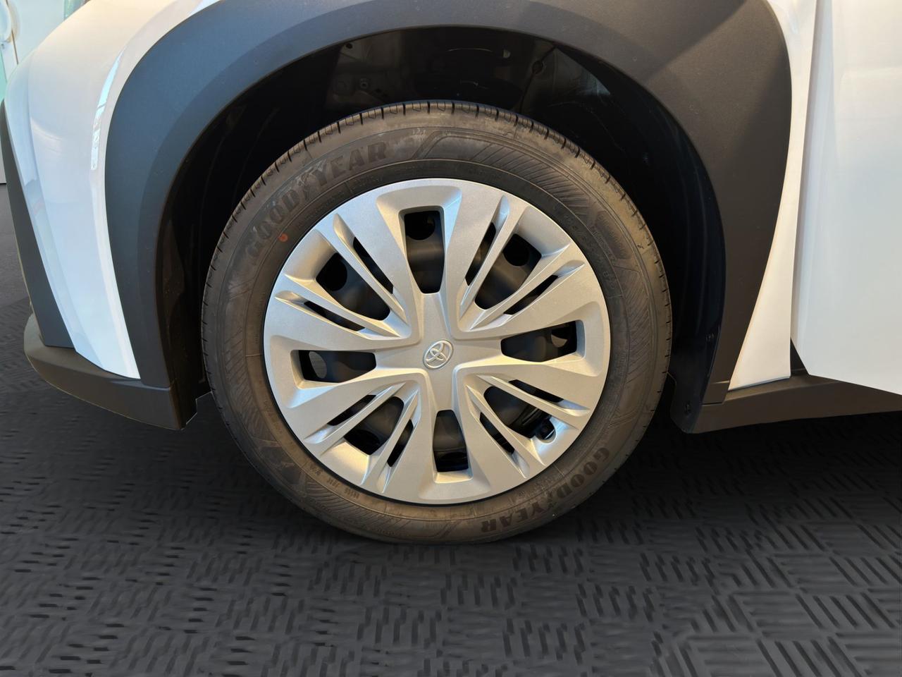 Toyota Aygo X 1.5 hybrid e-cvt