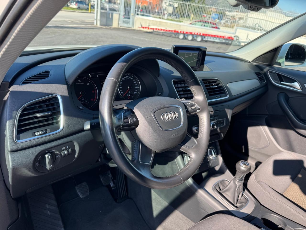 Audi Q3 2.0 TDI Business