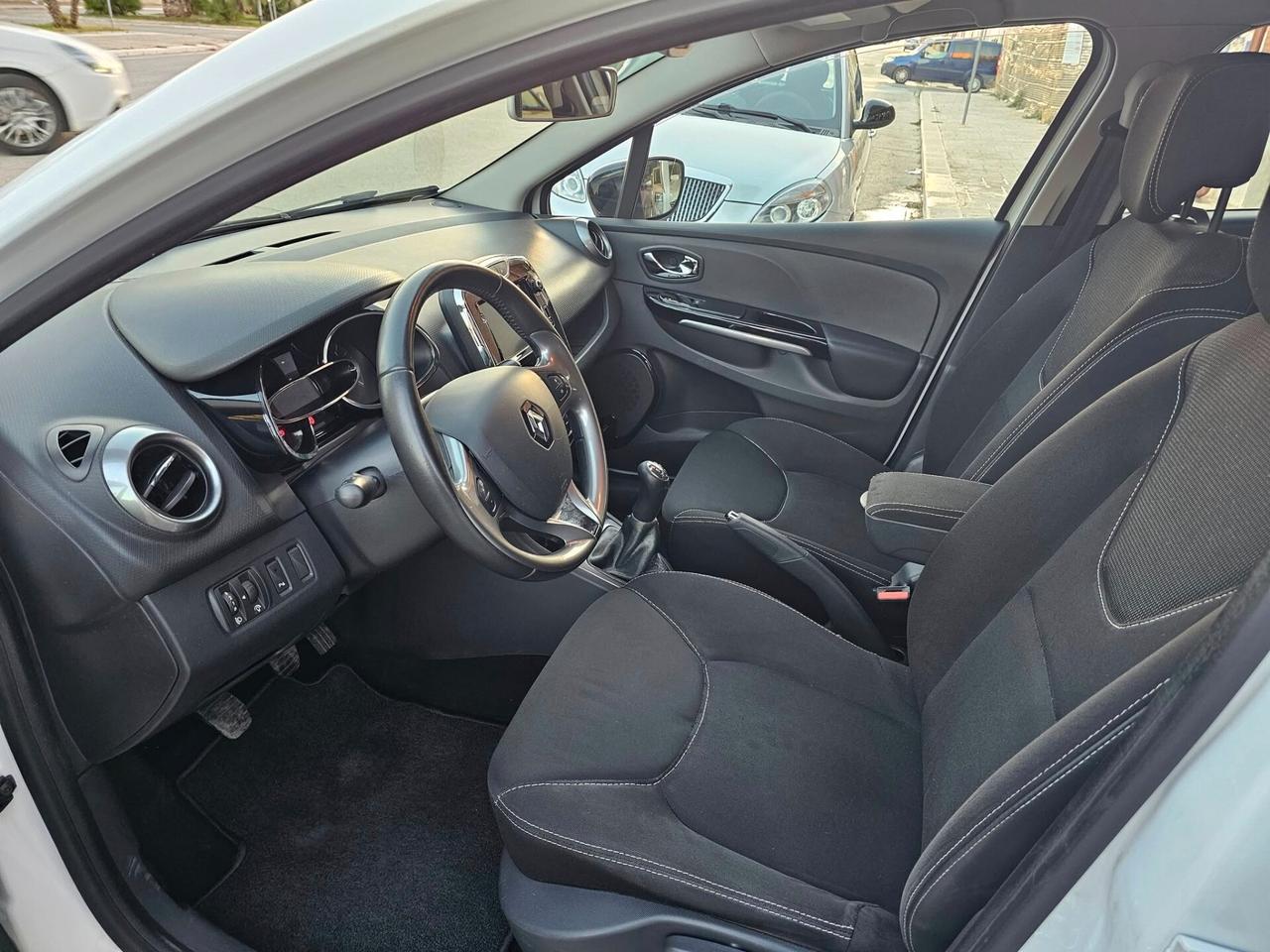 Renault Clio Sporter 1.5 dCi 8V 90CV Costume National