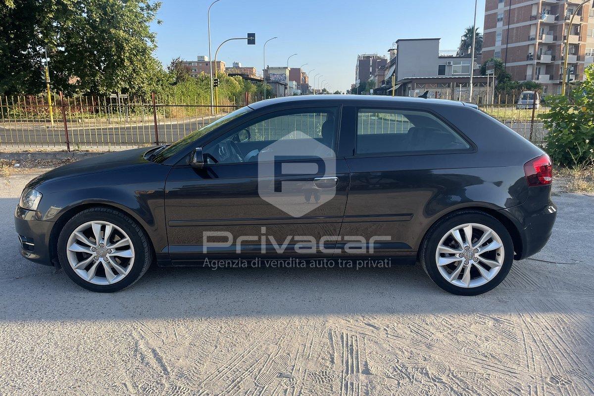 AUDI A3 1.6 TDI 105 CV CR Ambition