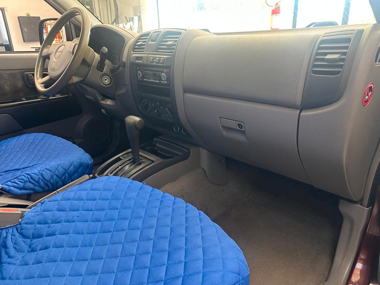 Isuzu D-Max 3.0 TD cat Space Cab 4WD Pick-up 4 posti SUBITO DISP. CON GANCIO TRAINO