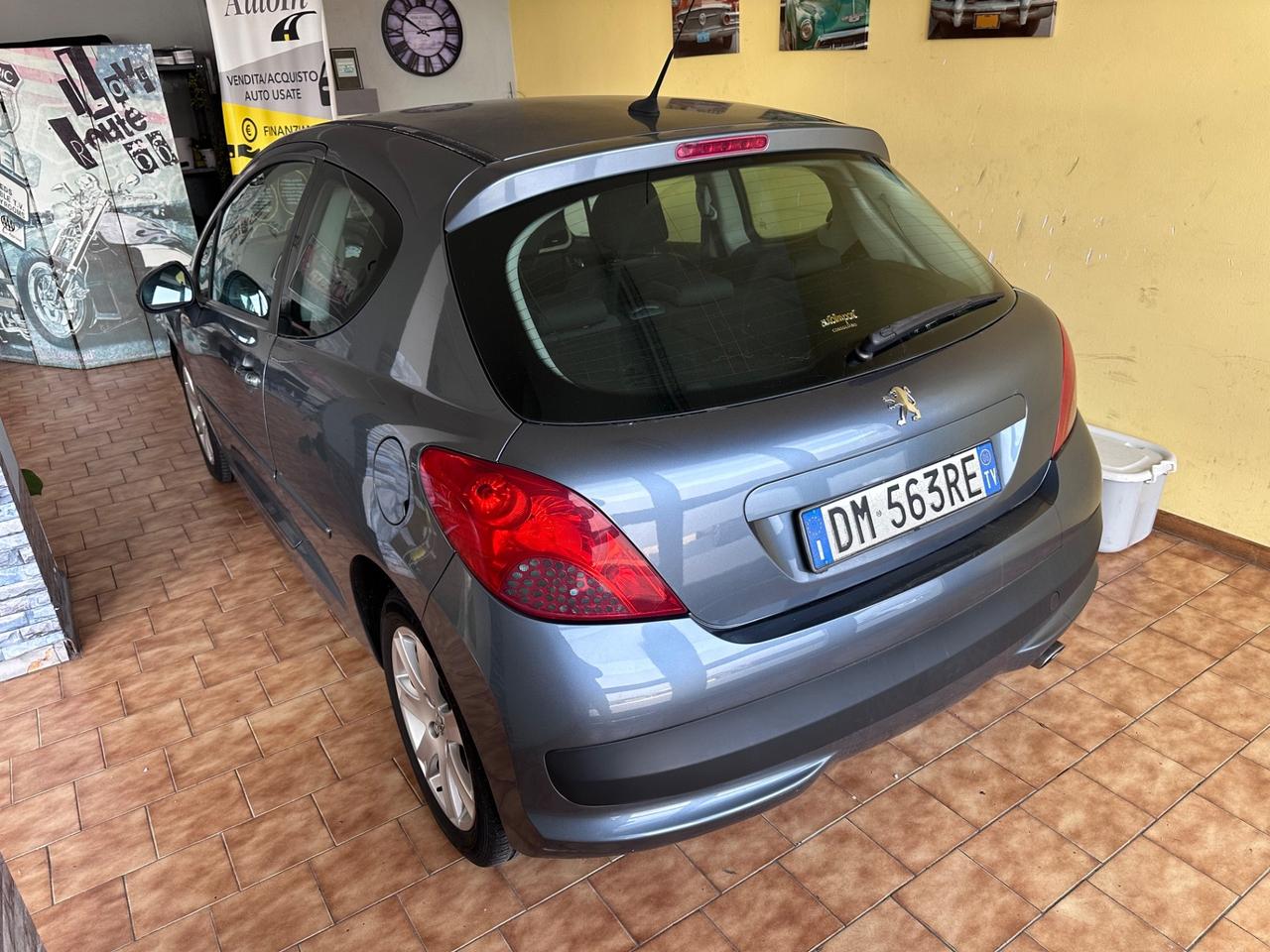 Peugeot 207 1.6diesel 90cv cinghia fatta