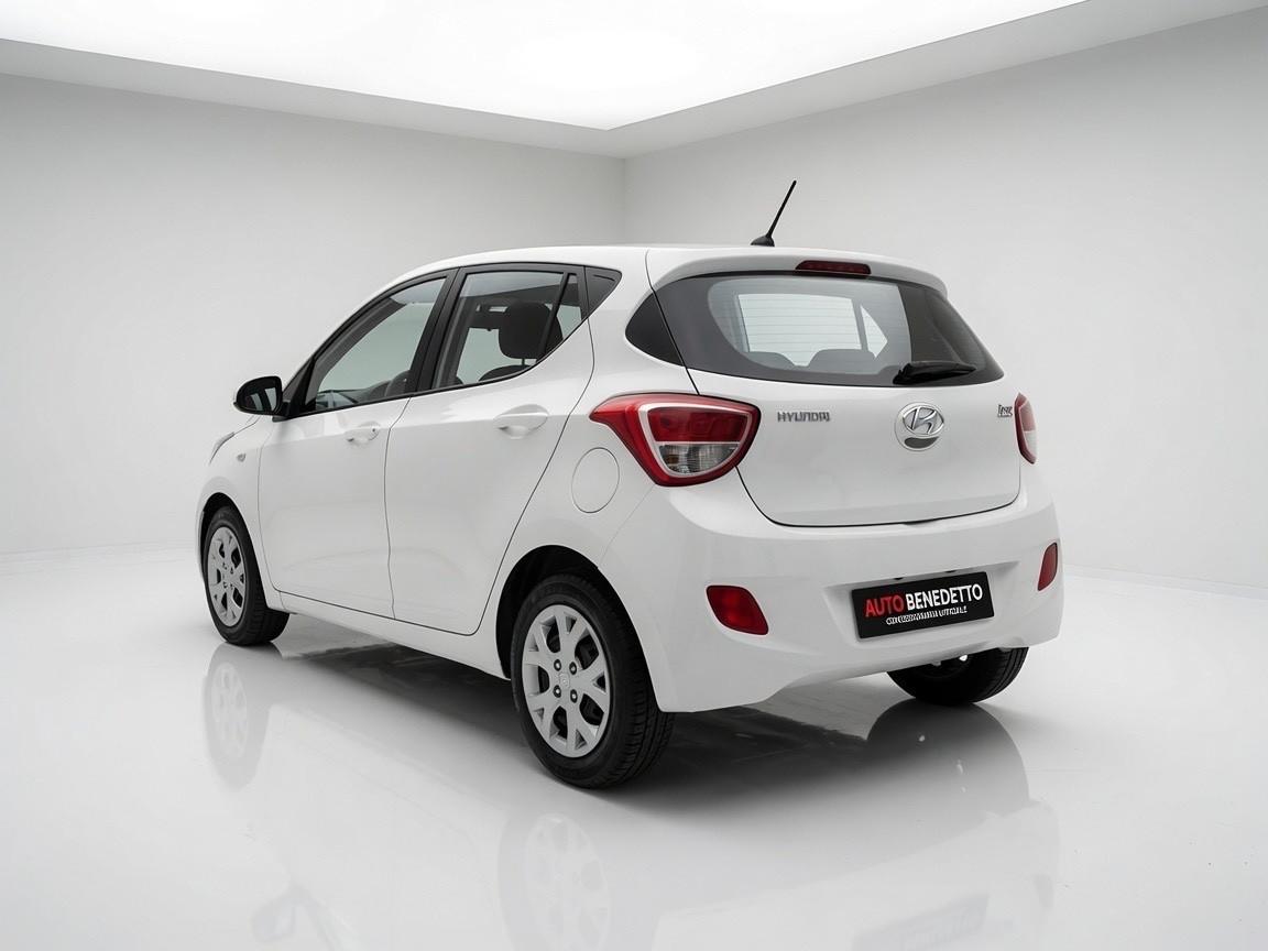 Hyundai i10 1.0 MPI Login 2015