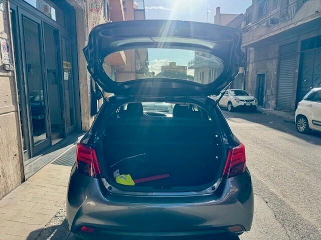 Toyota Yaris 1.0 5 porte Lounge