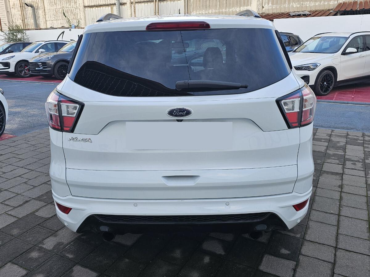 Ford Kuga 1.5 TDCI 120 CV S&S 2WD ST-Line