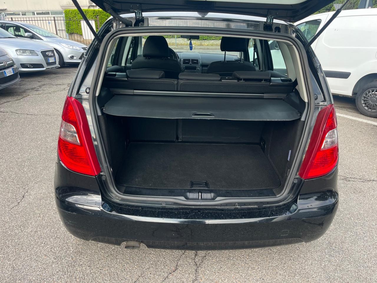 Mercedes-benz A 160 CDI BlueEFFICIENCY Executive