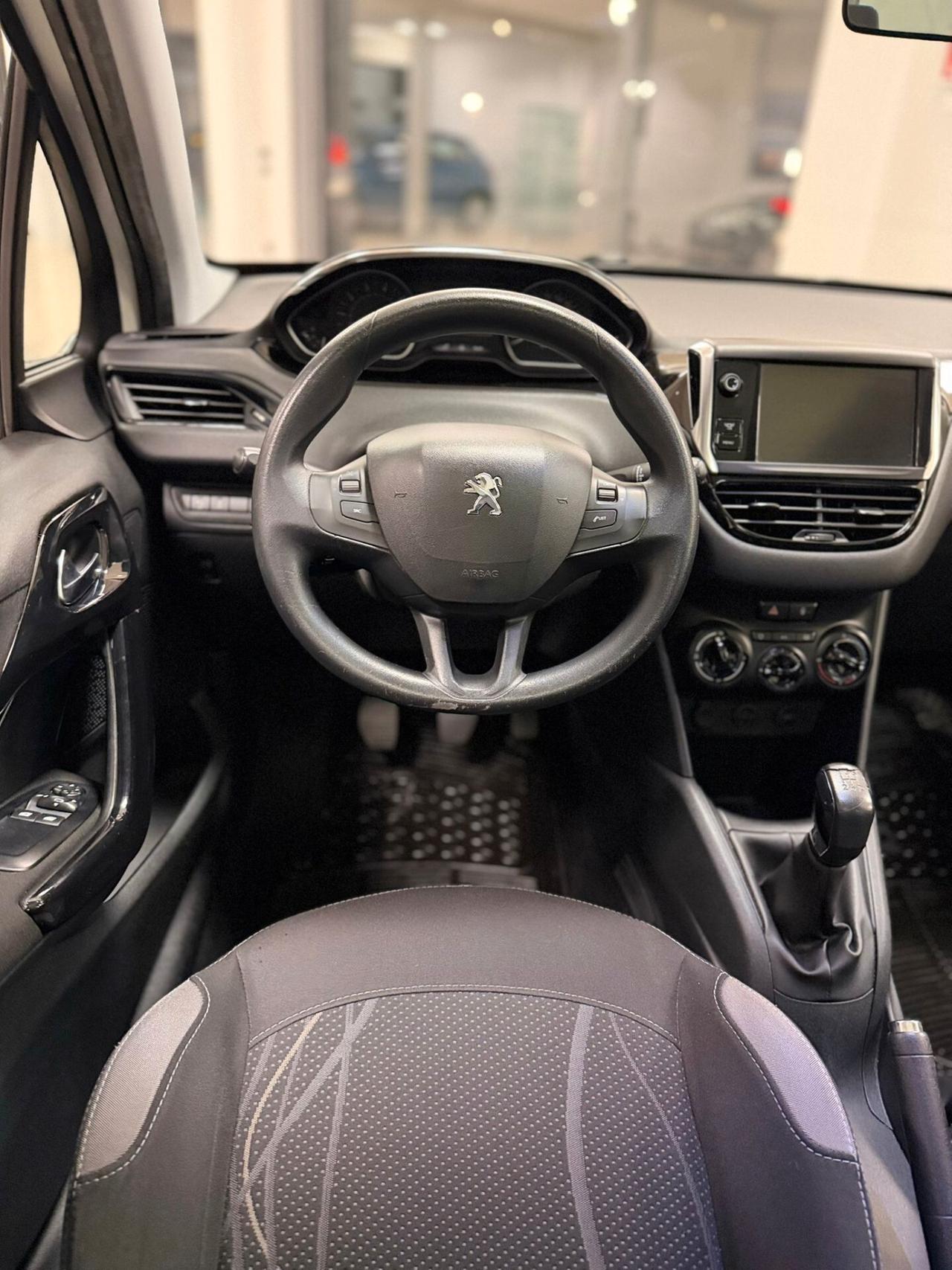 Peugeot 208 1.6 VTi 120 CV 5 porte Allure