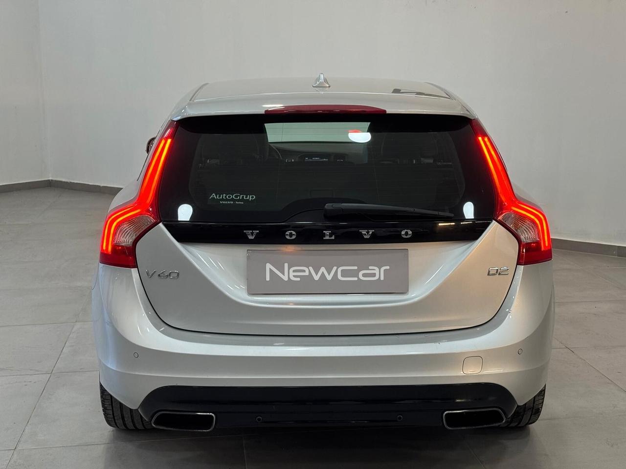 Volvo V60 D2 Geartronic Dynamic Edition