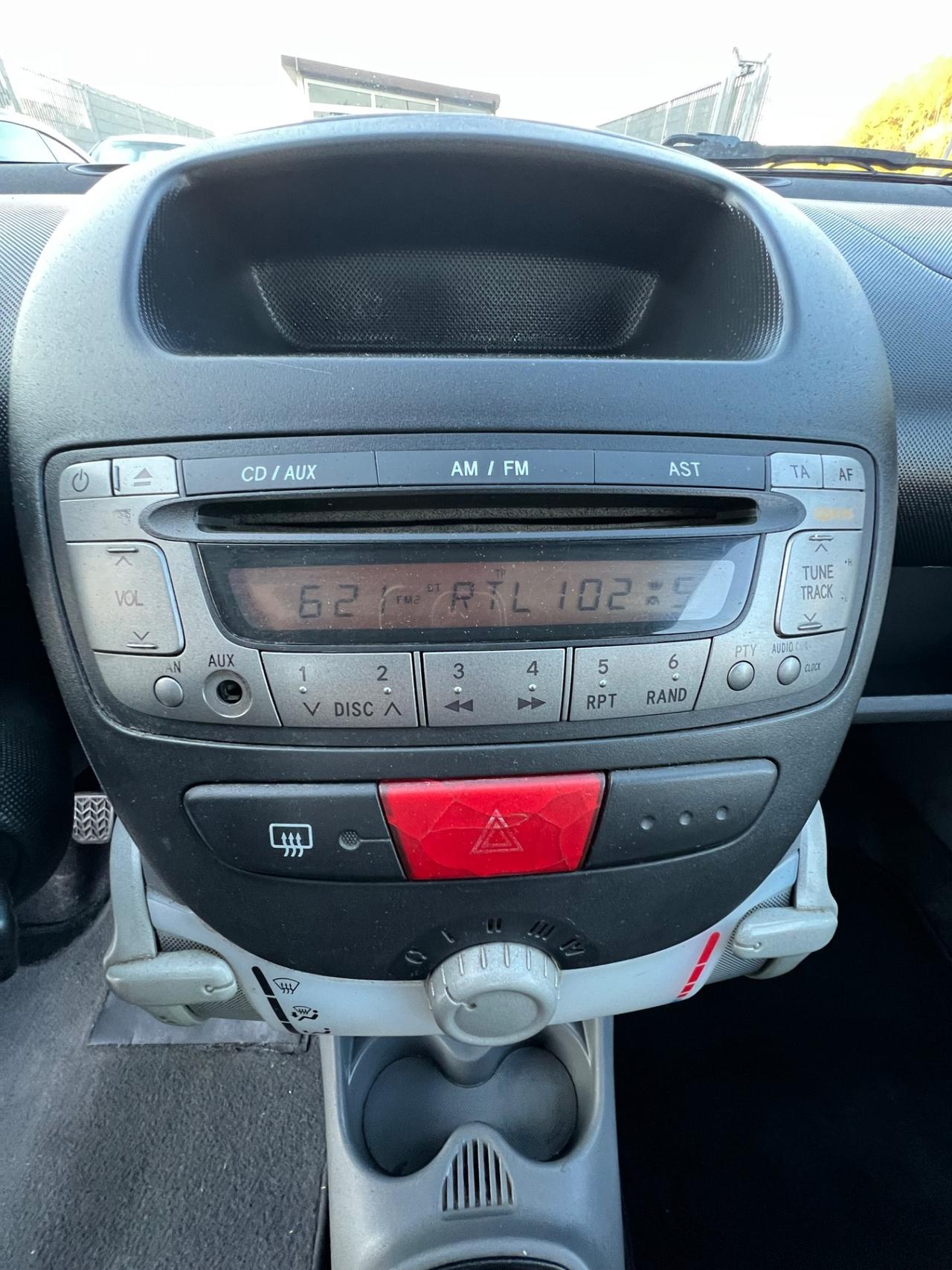 Peugeot 107 1.0 68CV 5p. Desir