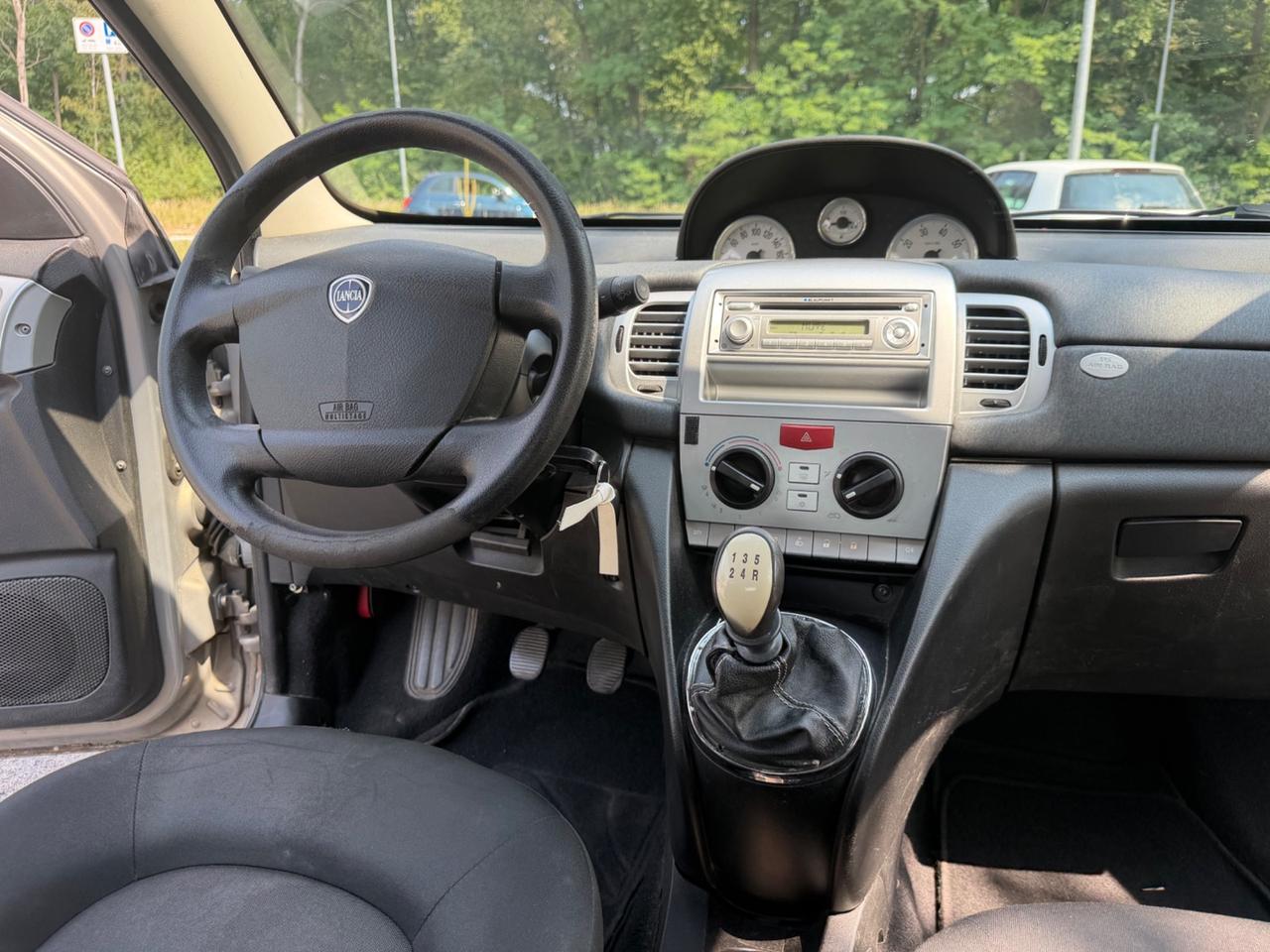 Lancia Ypsilon 1.2 69 CV Diva*Neopatentati*