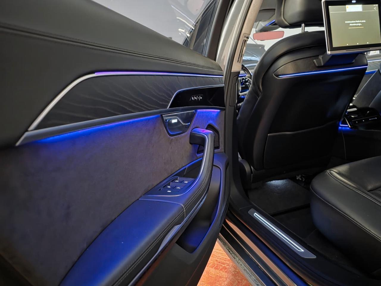 Audi A8 Long 3.0 TDI Quattro Mild Hybrid – President Edition (285 CV)