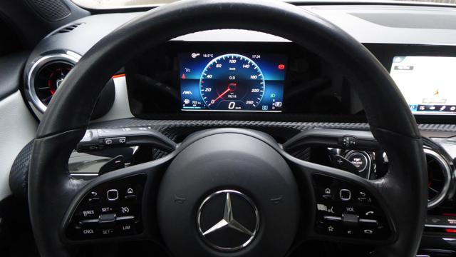 MERCEDES-BENZ A 180 d Automatic Business