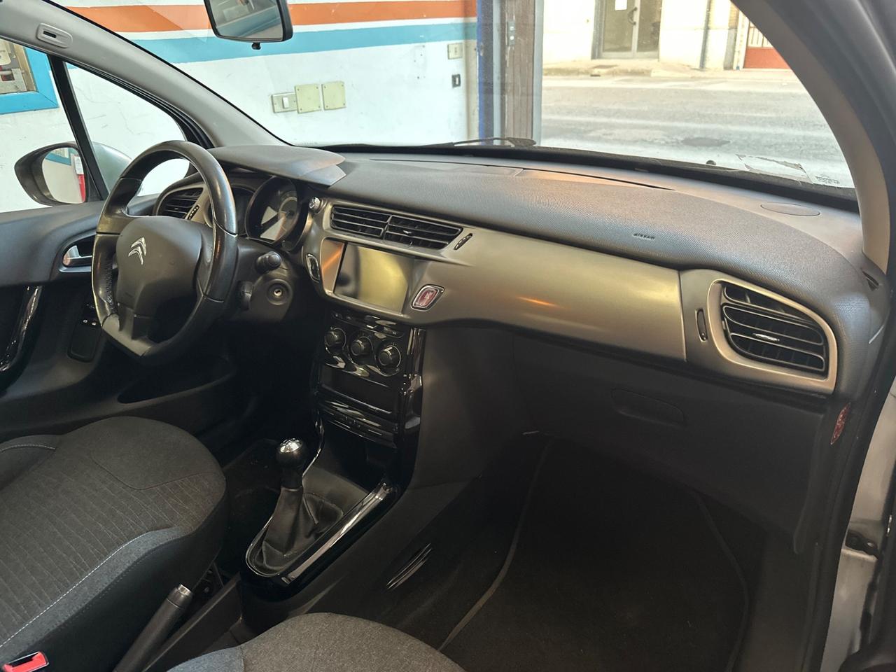 Citroen C3 PureTech 68 Live Edition - Distribuzione fatta