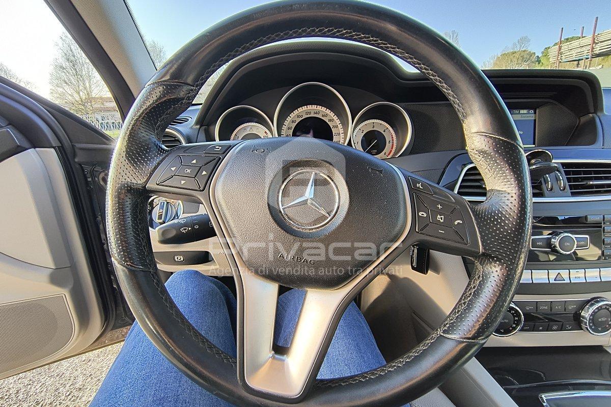 MERCEDES C 220 CDI BlueEFFICIENCY Coupé Executive