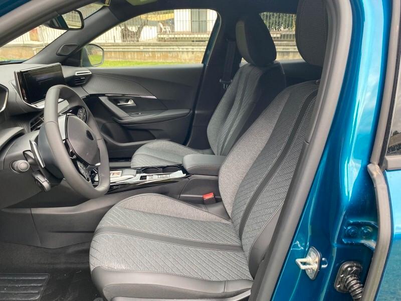 Nuova Peugeot 2008 130cv EAT8 Allure RESTYLING
