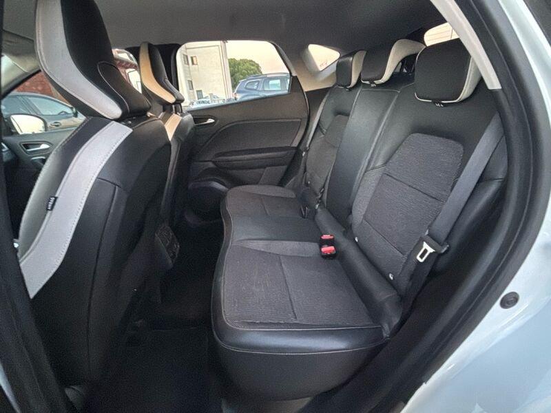 Renault Captur Captur Mild Hybrid 140 CV Intens