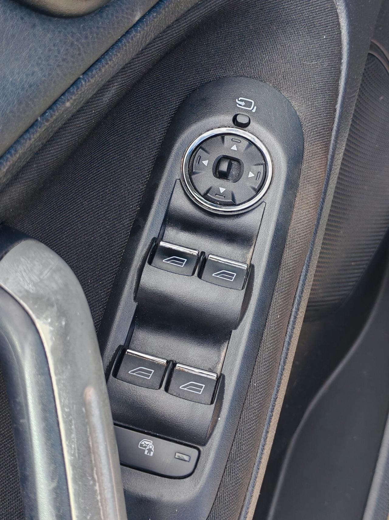 Ford S-Max 2.0 TDCi 140CV Powershift 7 posti Business Nav