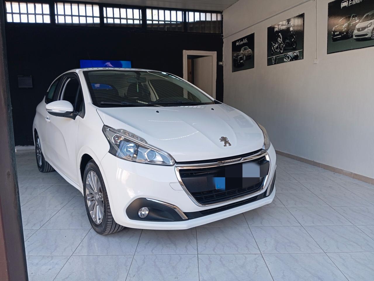 Peugeot 208 1.2 Benz/ GPL 2016 CON GARANZIA