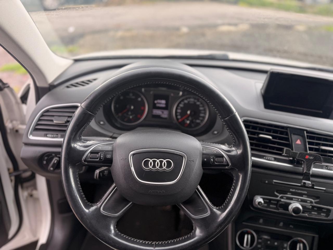 Audi Q3 2.0 TDI 120 CV S tronic Sport