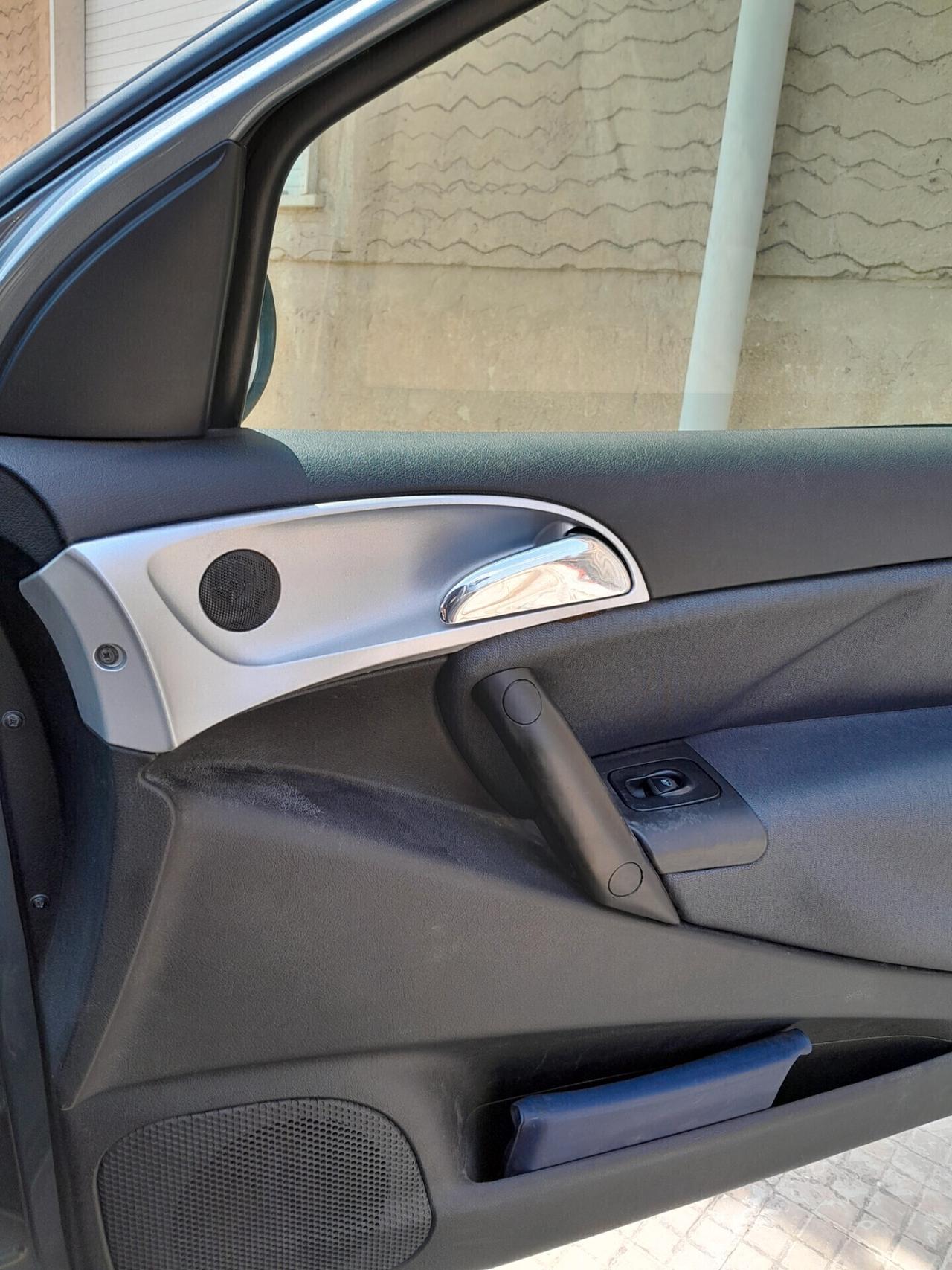 Lancia Ypsilon 1.2 Argento