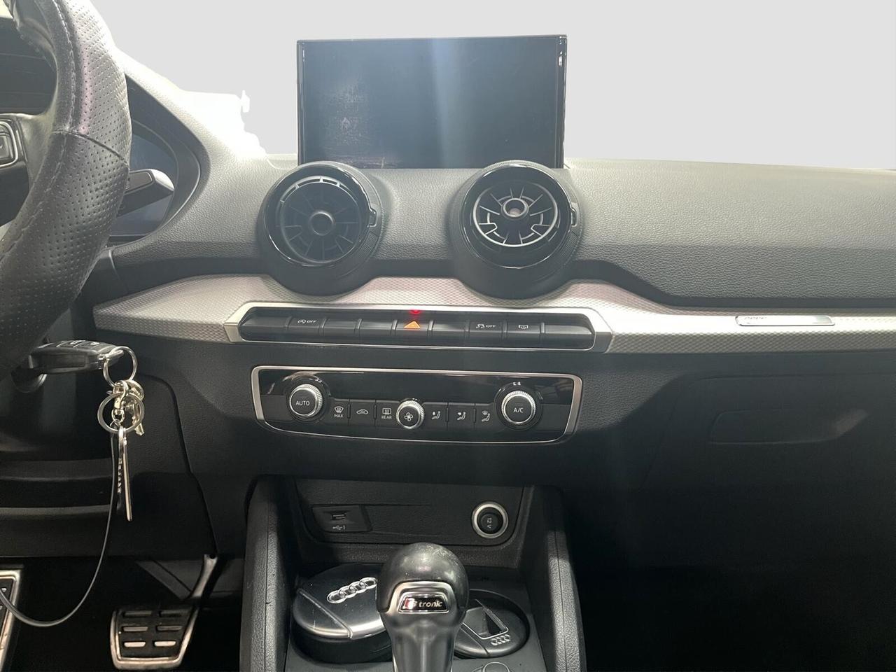 Audi Q2 1.6 DIESEL 116 CV S tronic S-LINE 2017