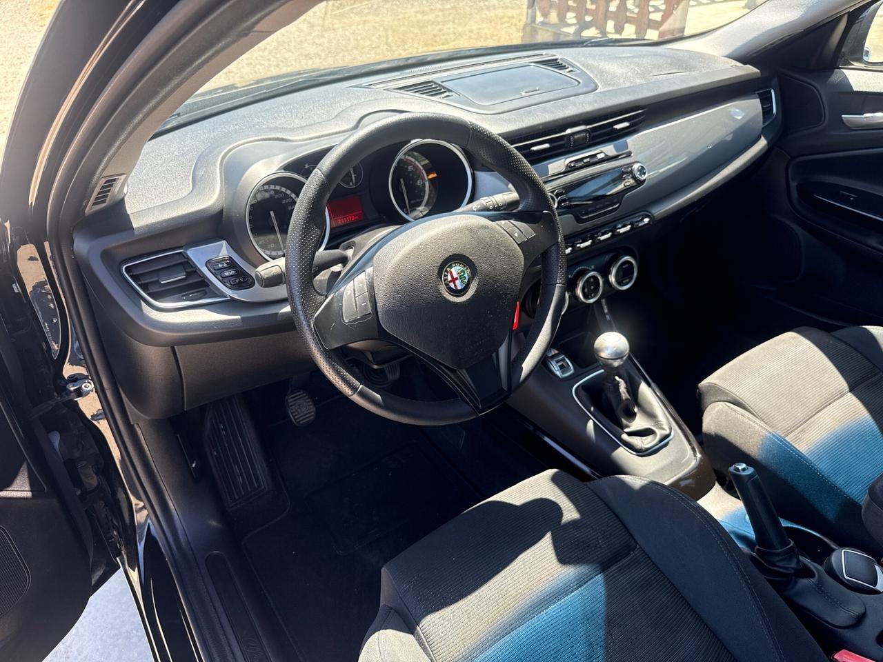Alfa Romeo Giulietta 1.6 JTDm-2 105 CV Distinctive
