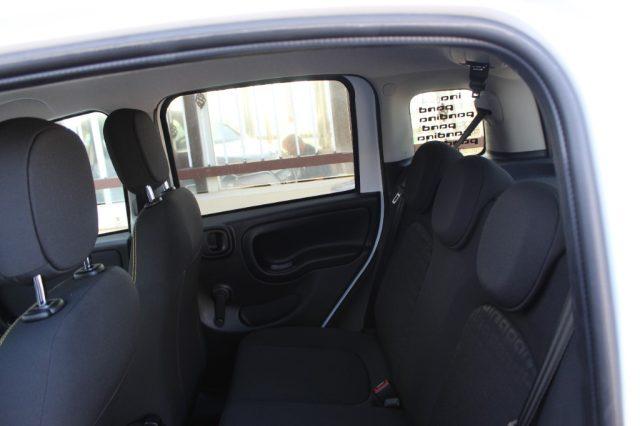 FIAT Pandina 1.0 FireFly 65 CV Hybrid Cross-KM0