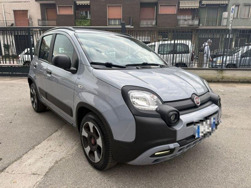 FIAT Panda 1.0 FireFly S&S Hybrid City Cross
