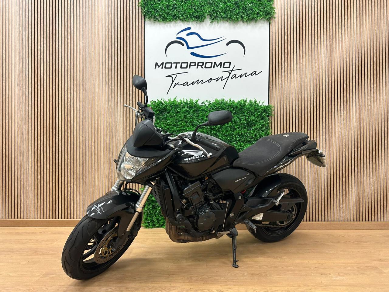 HONDA HORNET 600 SCARICO LEOVINCE DA 99€ AL MESE