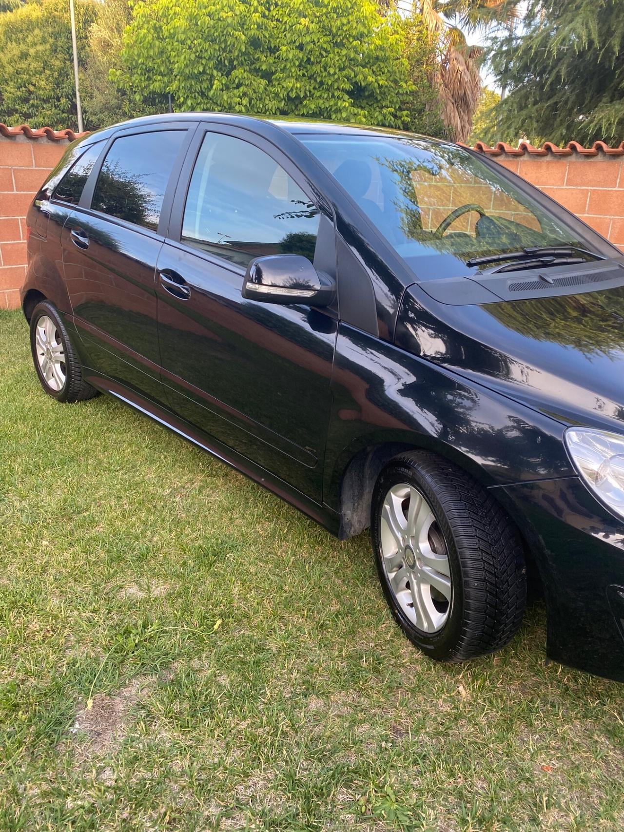 Mercedes-benz B 180 CDI Executive UNIPROPRIETARIO