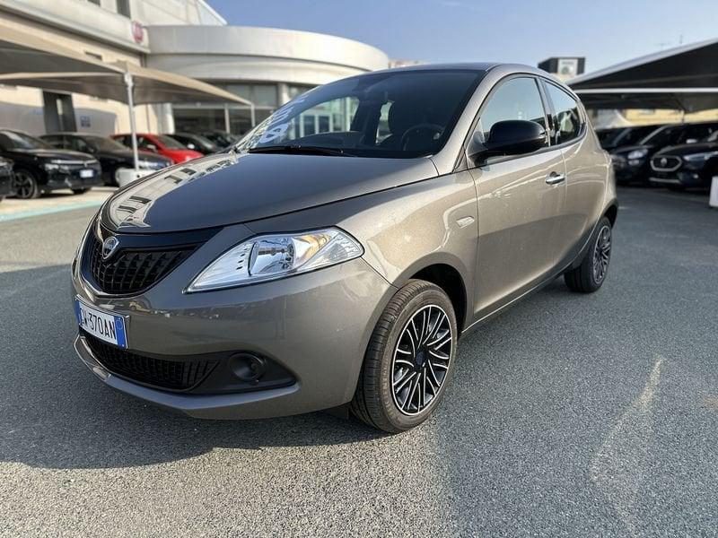 Lancia Ypsilon 1.0 FireFly 5 porte S&S Hybrid Oro