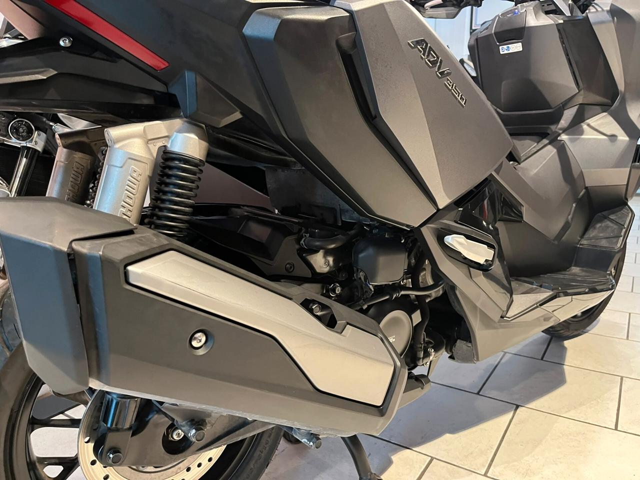 Honda ADV 350