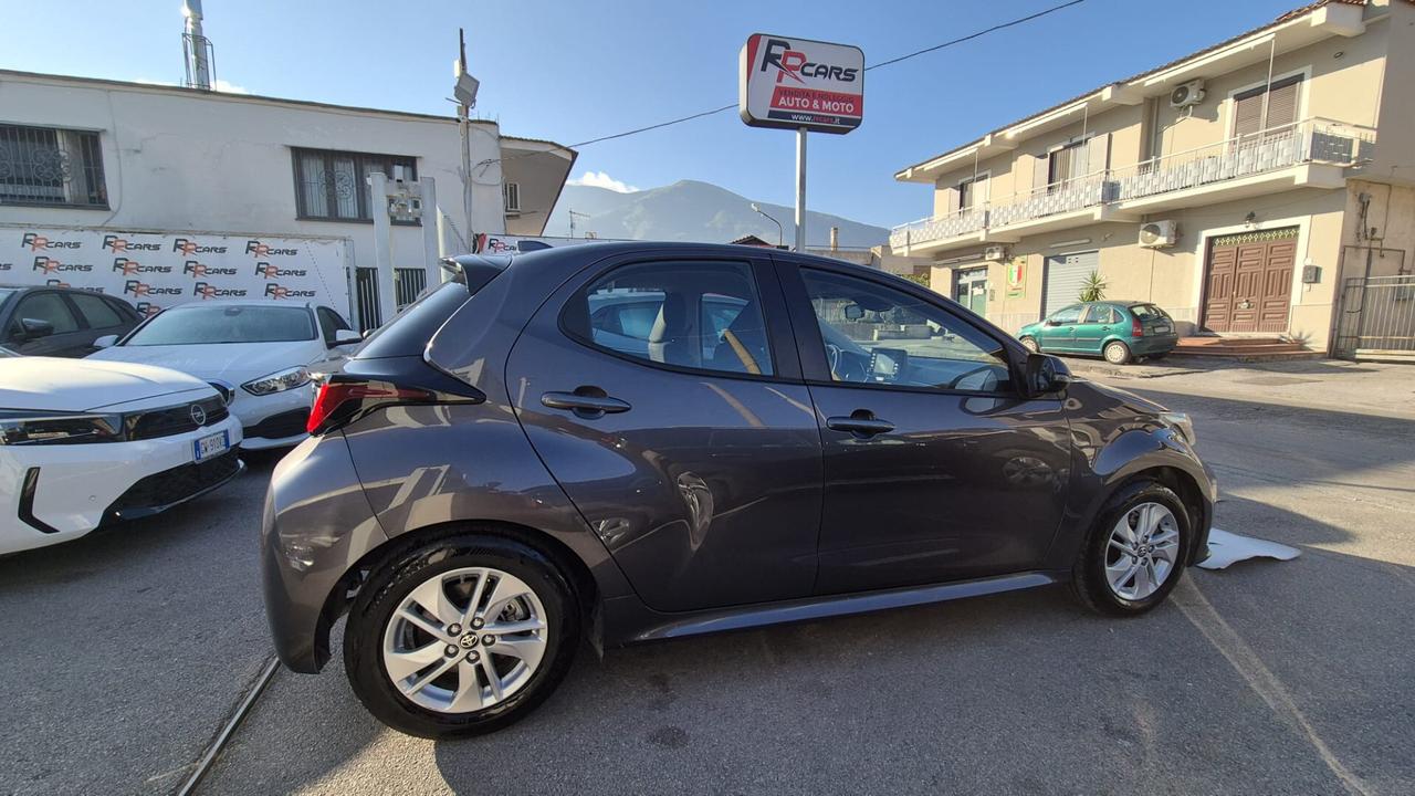 Toyota Yaris 1.5 Hybrid 5 porte Lounge