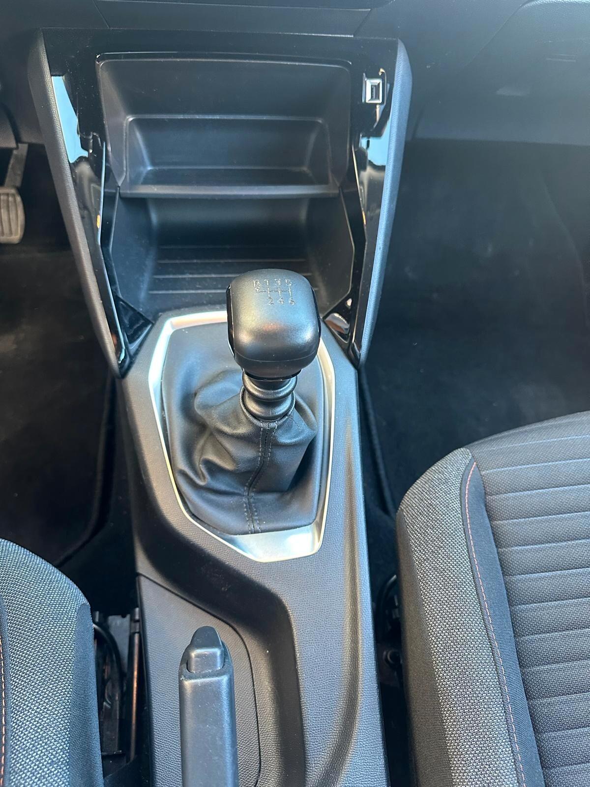 Peugeot 2008 PureTech 100 S&S Active