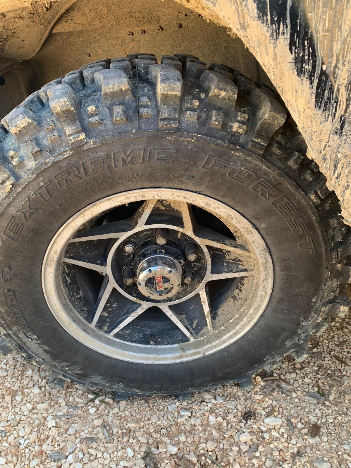 Mitsubishi Pajero 2.5 TDI Metal-top