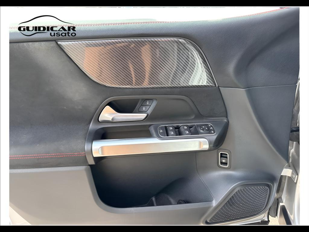 Mercedes-Benz GLB - X247 2019 - GLB 200 d Premium 4matic auto
