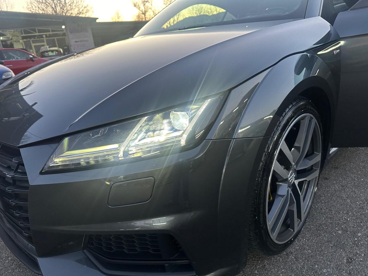 Audi TT Coupé 2.0 TFSI quattro S tronic line