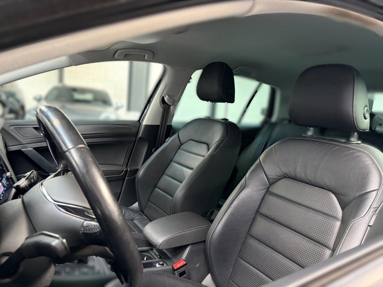 Volkswagen Golf 1.5 TGI DSG 5p. Business BlueMotion Technology