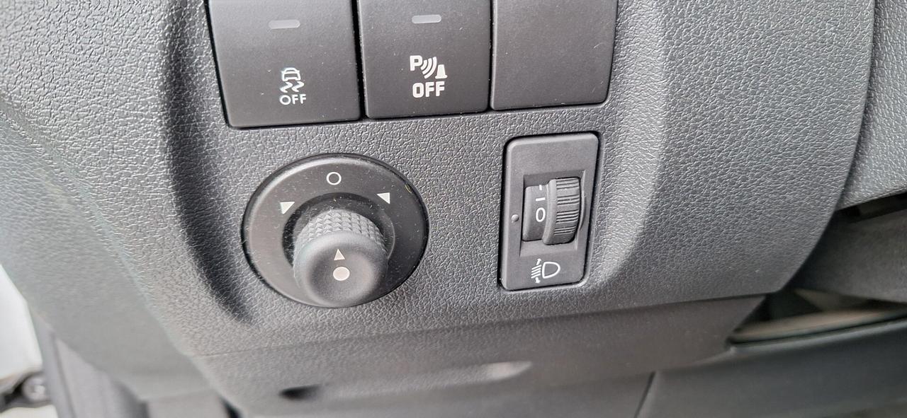 Peugeot Partner BlueHDi 100 L1 Pro 3 POSTI