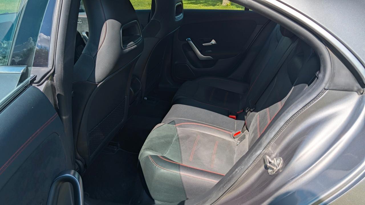 Mercedes-benz CLA 200 d Automatic Premium