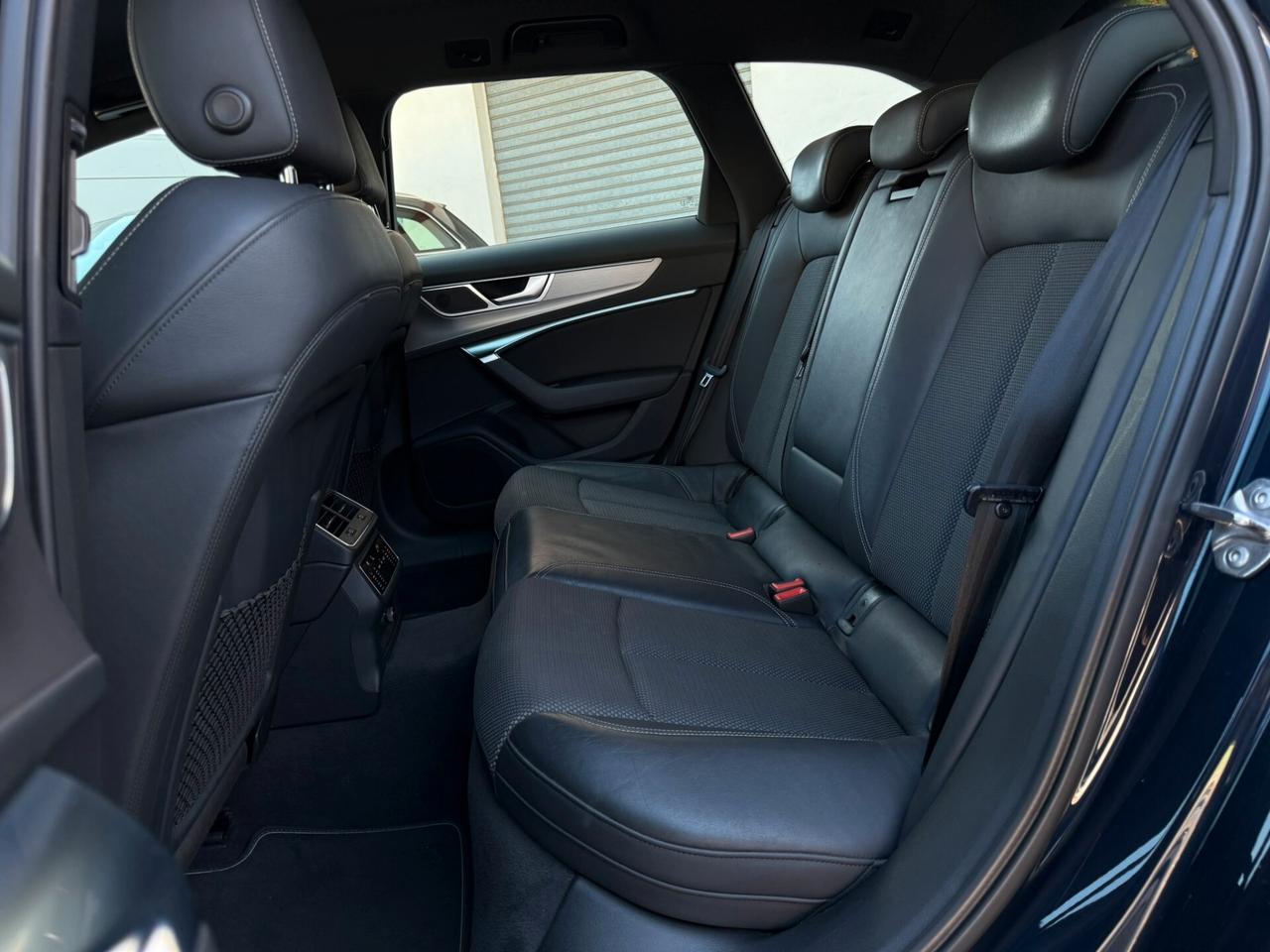 Audi A6 Avant 40 2.0 TDI Sline