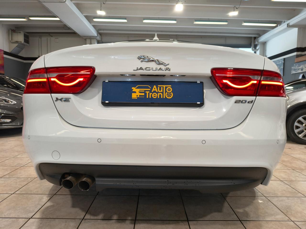 Jaguar XE 2.0 D Turbo 180CV aut. Portfolio